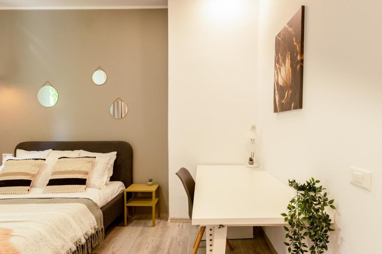 Ideal Stay: Spacious 2Br Apt Near Calea Victoriei بوخارست المظهر الخارجي الصورة