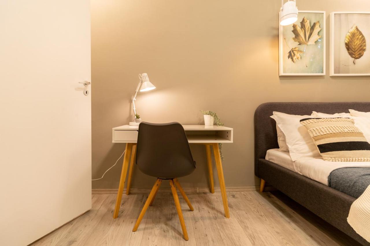 Ideal Stay: Spacious 2Br Apt Near Calea Victoriei بوخارست المظهر الخارجي الصورة
