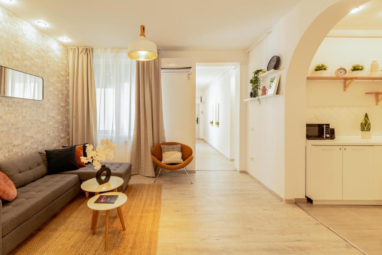 Ideal Stay: Spacious 2Br Apt Near Calea Victoriei بوخارست المظهر الخارجي الصورة